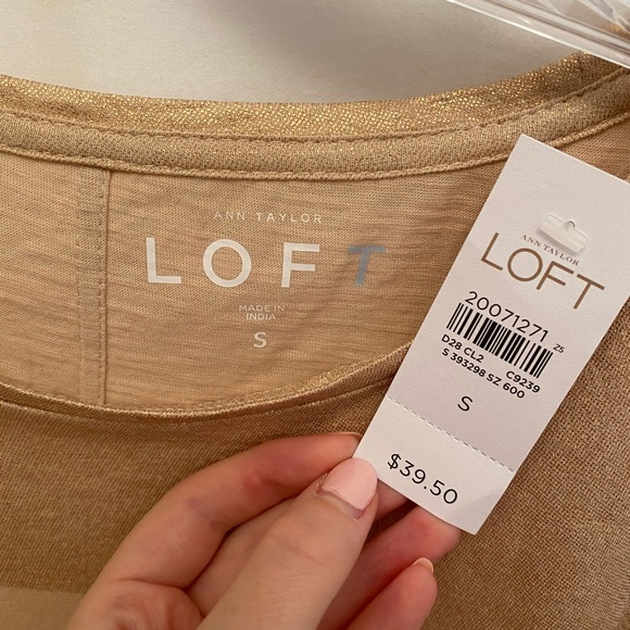 Loft peach short sleeve high low top size small - Picture 3 of 4